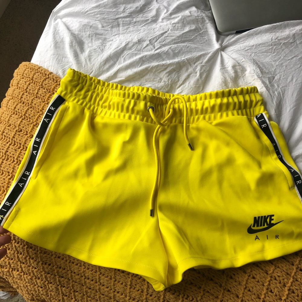 Nike air yellow shorts